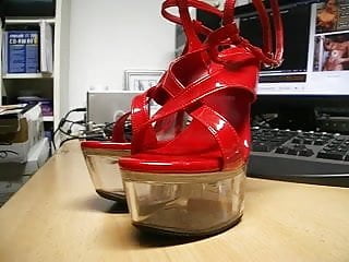 Cum on red heels at valentine&#039;s