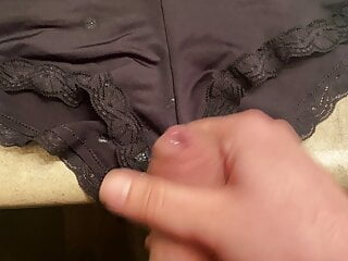 Cum on mother in law panties (She was searching for them)