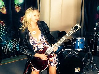Funny! MILF Vicky Learn Guitar From Madonna&#039;s Guitarist!