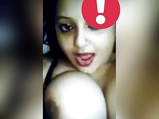 Callgirl on whatsapp removing clothes