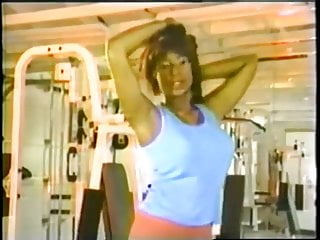 6 ft tall black woman exercising 