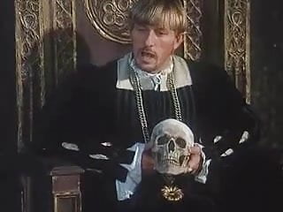 Hamlet: For the Love of Ophelia (1995) 