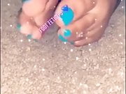 Blue toes girl