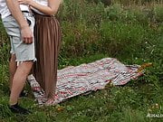 Real outdoor sex with girlfriend on the picnic