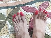 Alexa red nails toes 