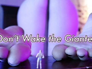 Dont Wake The Giantess Hd Trailer...