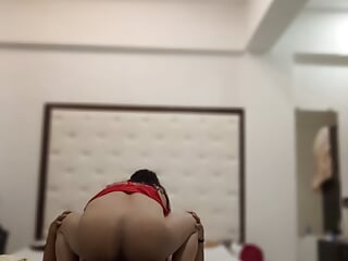 Desi aunty riding in hotel