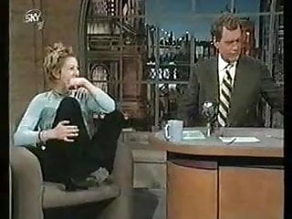 Drew Barrymore - Flashes Dave Letterman