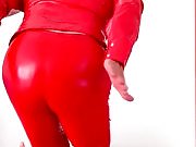Tranny anal solo in red pvc