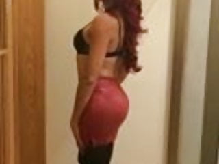 Sexy Red Head Leather Bitch Max Tight Leather Mini Skirt