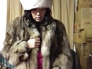 Asian Sissy CD Jerks off in fox fur