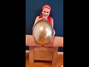 Mia's horny balloon hours