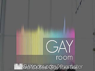 Gayroom make up fuck for slater...