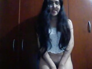 Chilena mostrando el culo por webcam...