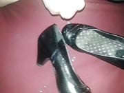 Cum low heels