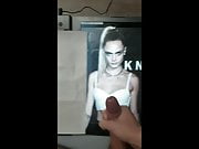 CUM TRIBUTE CARA DELEVINGNE