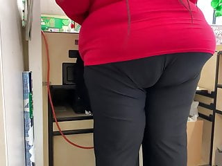 Pt2 upclose ssbbw black granny sexy deep wedgie 