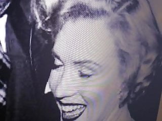 Marilyn Monroe Cum Tribute...