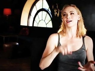 Blonde, Lingery, Yvonne Strahovski, Celebrity