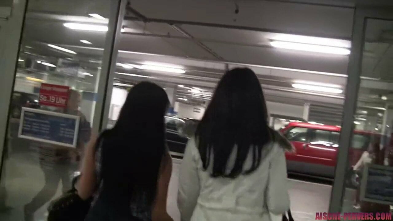 Anal Creampie beim Shoppen - Aische Pervers