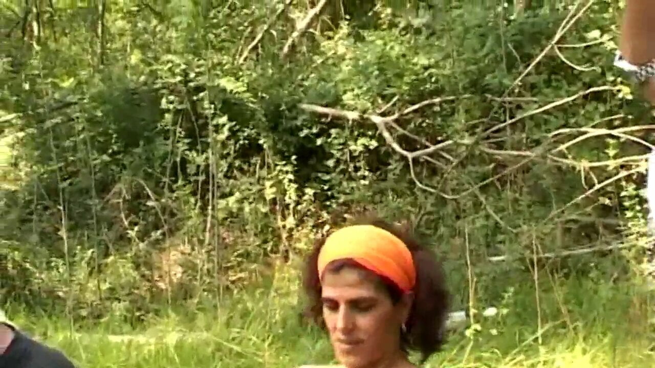 threeway fuck in the woods