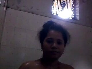 Milf Bathroom, Milfing, Indian Woman Bathing, Indian Milf Bathing