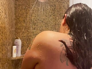 All natural bbw shower