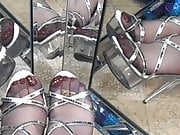 Mirrored Toes