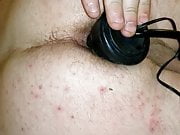 Inflatable plug