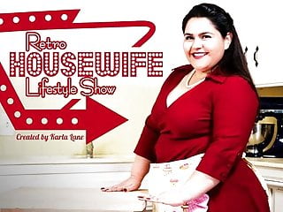 MODEL TIME Karla Lanes Retro Housewife Lifestyle