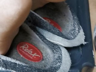 Auf trockene Fersen in ausgelatschten Pantoffeln gespritzt - Bild 3