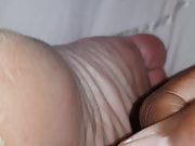 Mature bbw granny with rough dry wrinkled soles back 