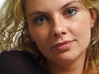 Junges Madel aus Bayer fingert sich