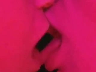 Hot Kissing Video...