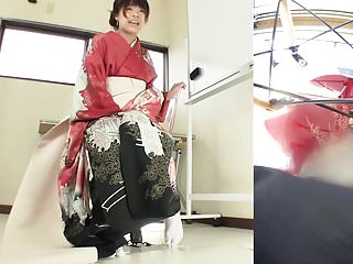 Subtitled Japanese Kimono Pee Desperation Failure In Hd