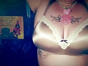 Tattooed Bbw wife let's huge heavy hangers out of 40G bra 