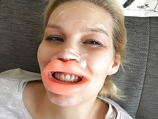 Perverse birthday surprise with an XXL facial!!!