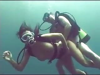 Underwater sex...