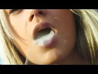 Carly, New to, Smoking, Blond