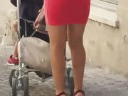 Italian sexy mom street
