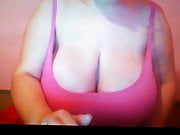 Hot babe big natural breasts